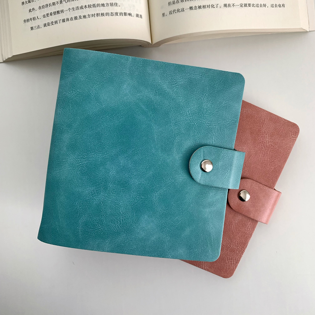 Vintage Collectible Books - Journal GO 25pages PU Leather Flexi