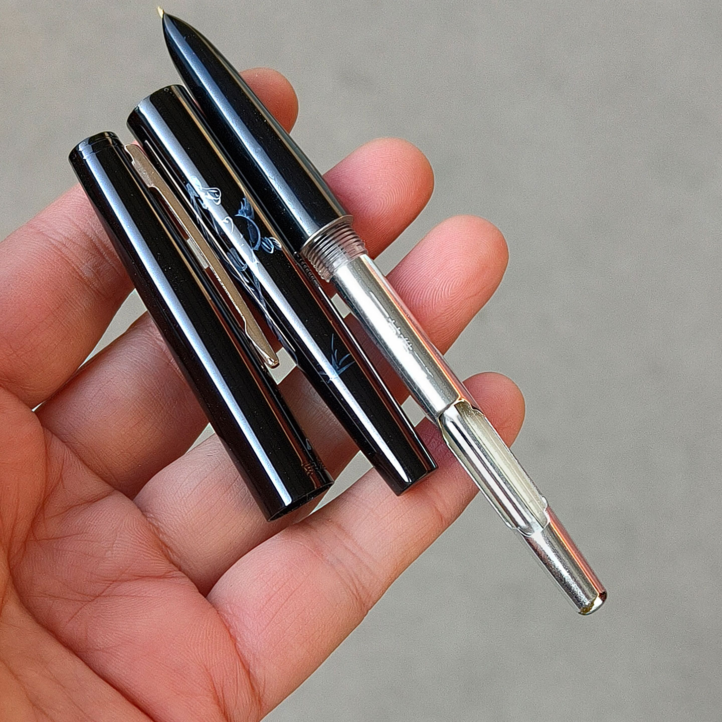 Vintage HERO 343 Fountain Pen  - Vintage Collectible Pens のレビューと価格