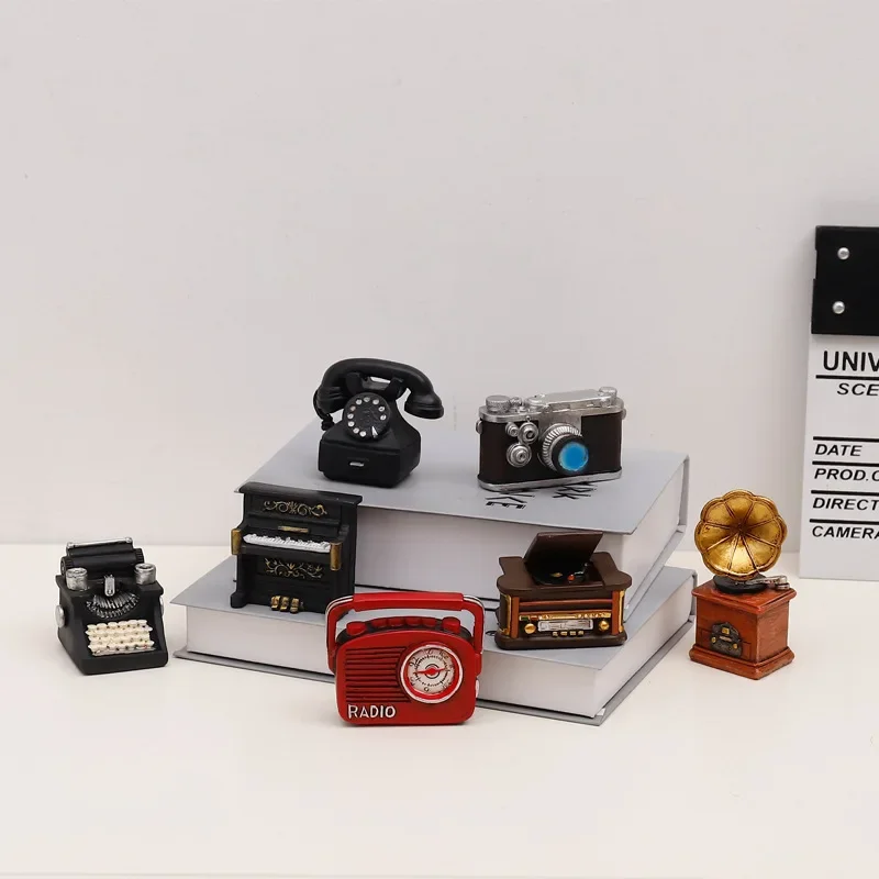 Vintage Mini Camera Decor Desk - Vintage Collectible Furniture のレビューと価格
