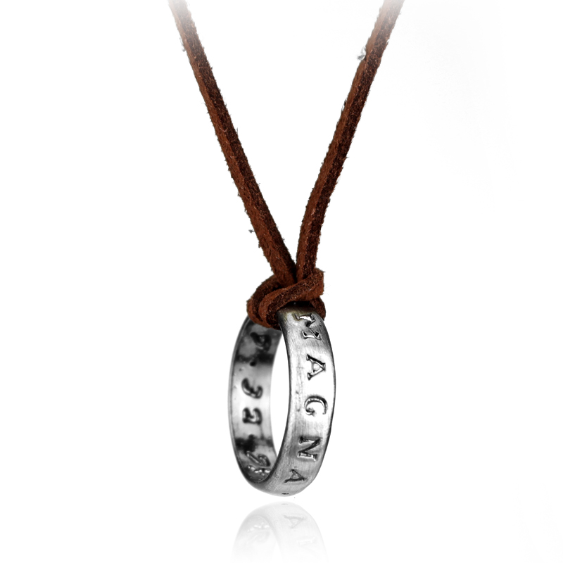 Game Anime Leather Chain Ring  - Vintage Collector のレビューと価格