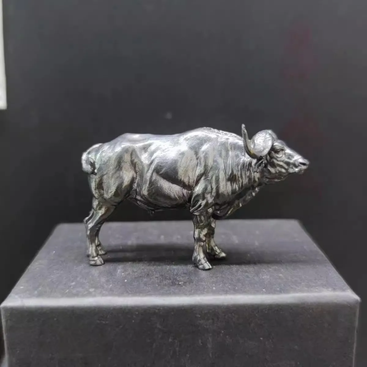 Brass African Buffalo Sculptur - Vintage Collectible Furniture のレビューと価格