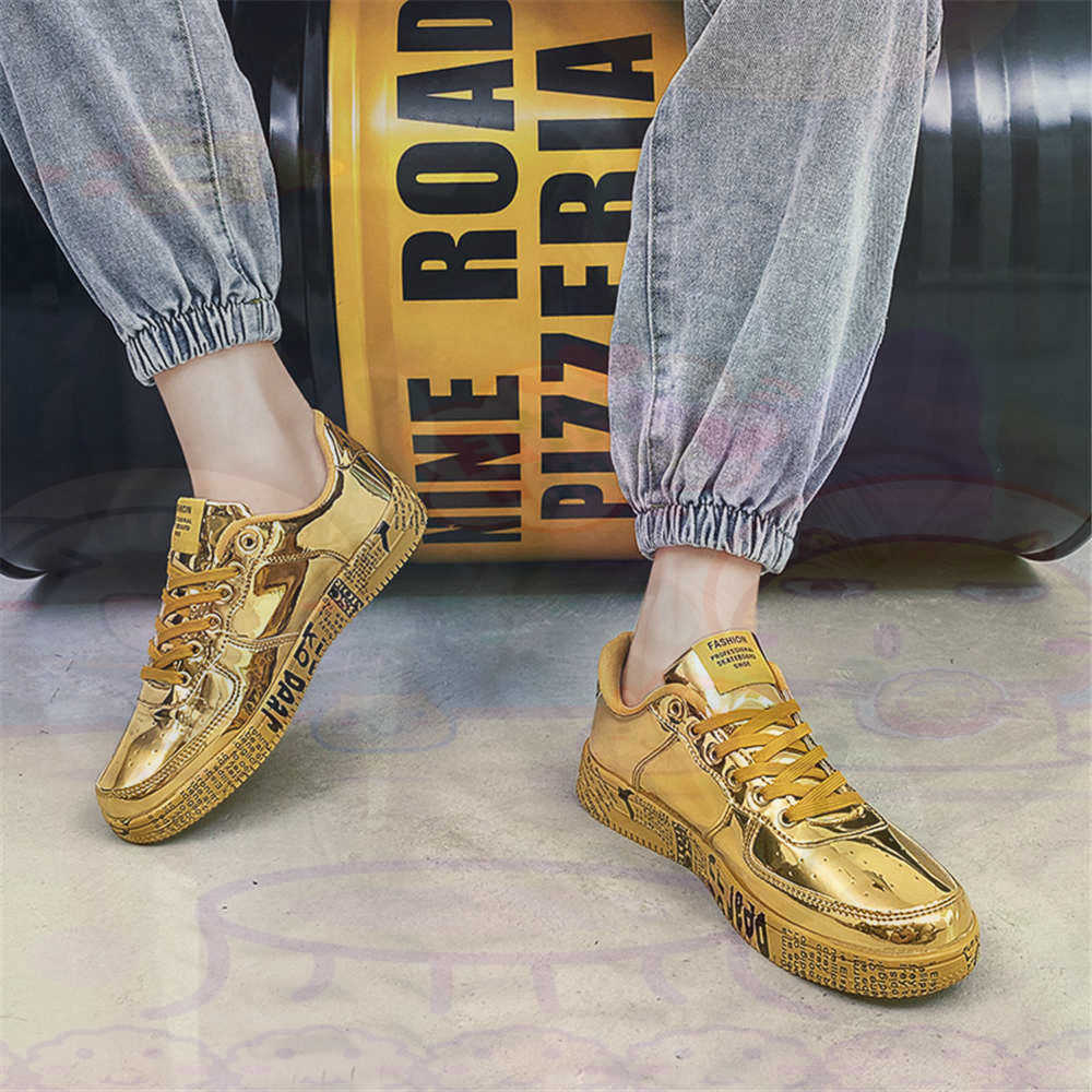 Round Foot Size 45 Sneakers Wh - Small Vintage Collectible Items のレビューと価格